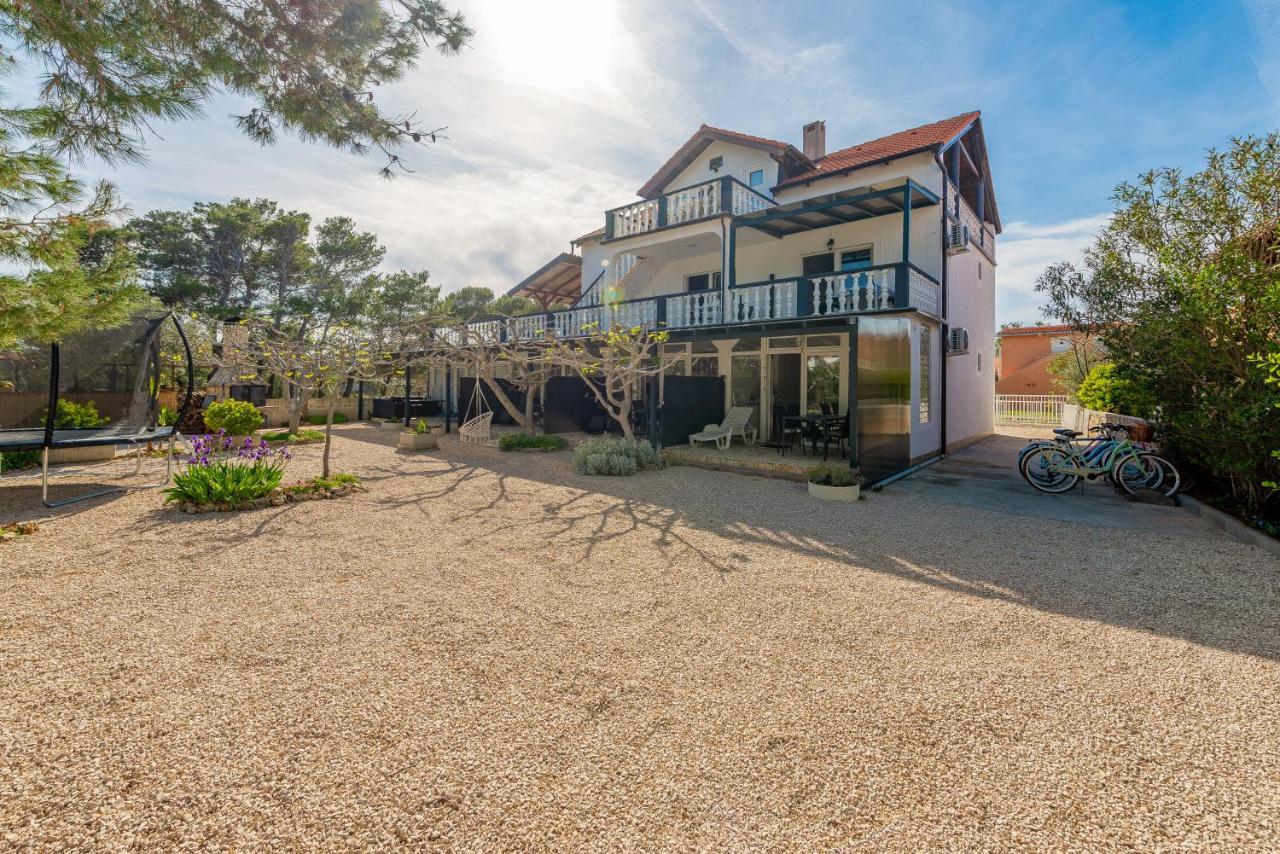 Apartments Villa Agape Vir Exterior foto